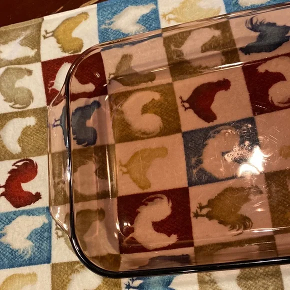 Vintage 3-Quart Oblong Cranberry Glass Pyrex Baker - Picture 2 of 15